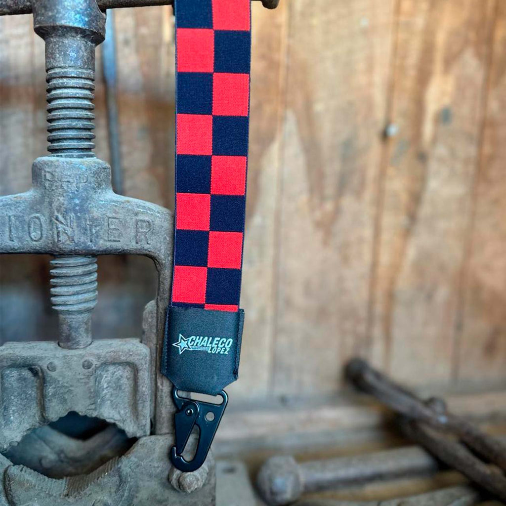 LLAVERO LANYARD CORTO BANDERA CUADROS